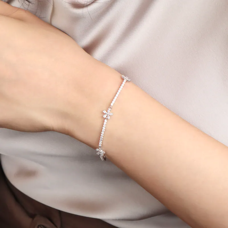Silver Plated/小花排鑽莫桑鑽手鍊 2
