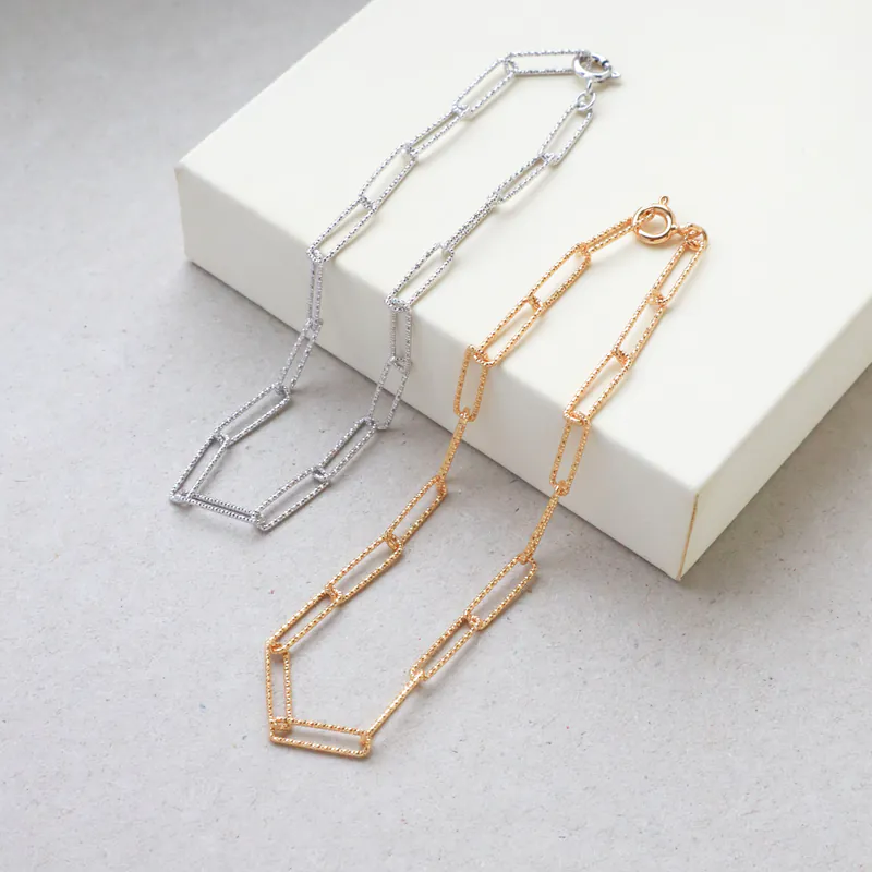 Silver Plated/閃銀系列 - 光刻方環手鍊