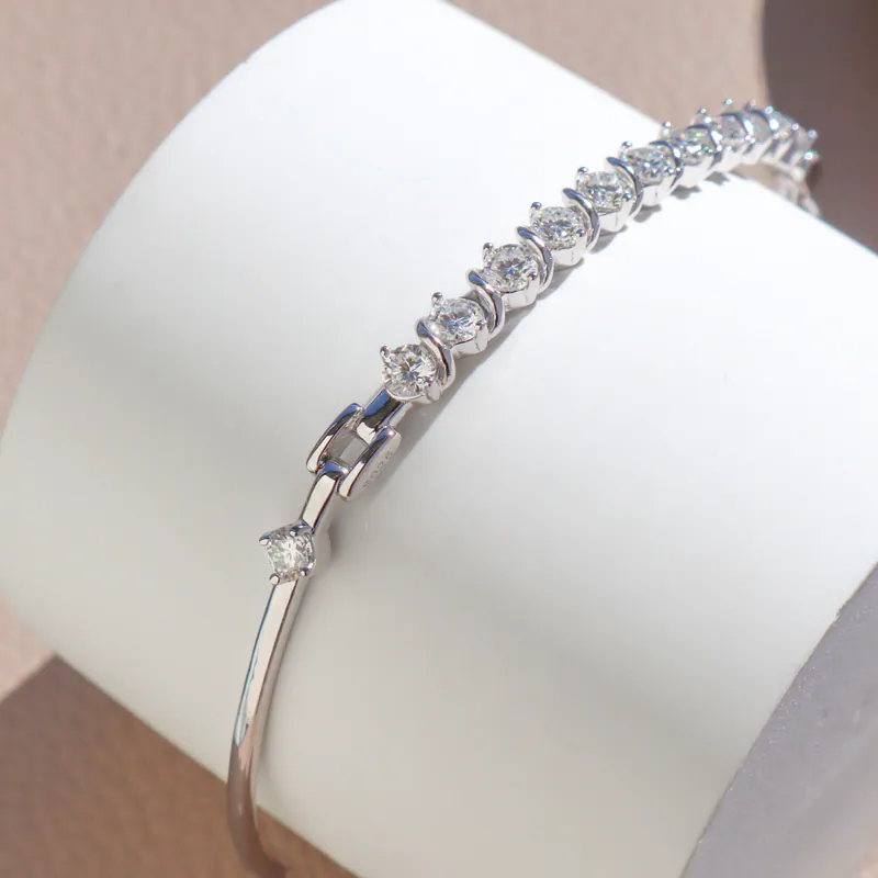 Silver Plated/光澤排列莫桑鑽半鐲手鍊 2