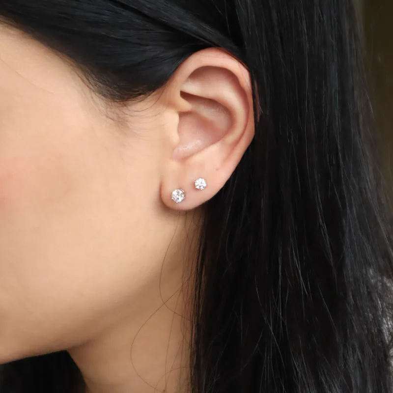 Silver Plated/經典單鑽莫桑鑽耳環 6